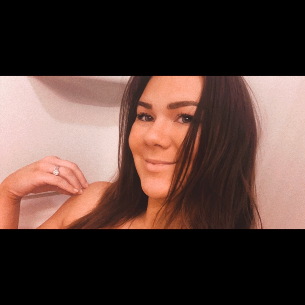 Meet your Posher, Madeline